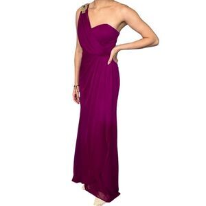 Z4 Xscape Fuchsia / Magenta One-Shoulder Gown